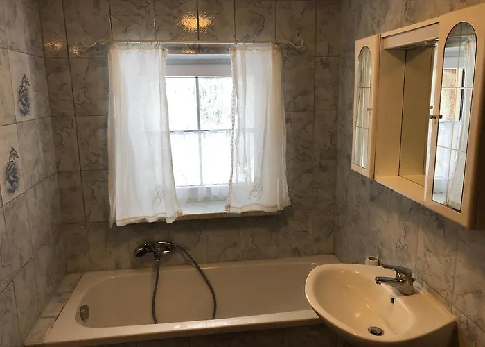 Einser Huette Gesbr - Selbstversorgerhaus Fuer 7 Personen Holiday home Vordernberg